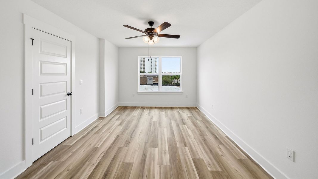 Representative unfurnished interior of a home built from the Palm Interior by D.R. Horton in Palm Street Townhomes, Destin (Image 18).