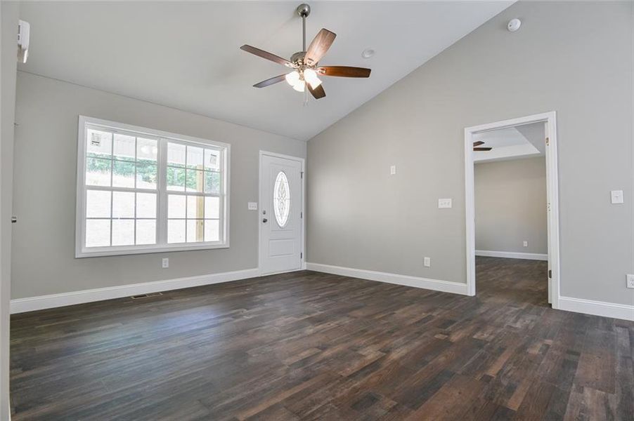 Spacious, unfurnished interior of a new home in , Dahlonega (Image 32).