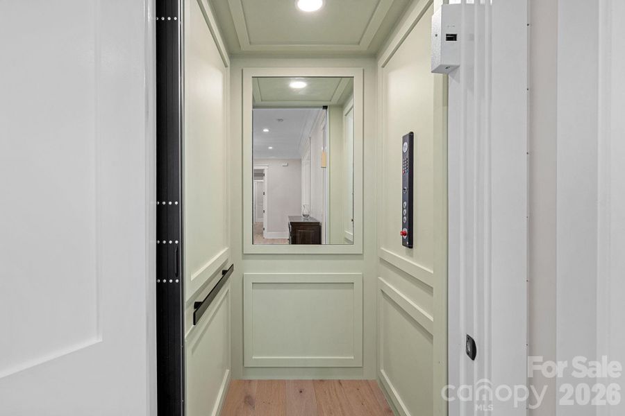 Image 42 of a home in .