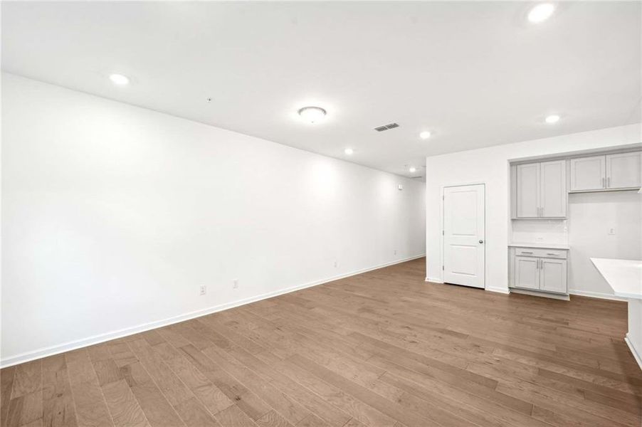 Spacious, unfurnished interior of a new home in Langston Reserve, Cartersville (Image 20). Spacious, unfurnished interior of a new home in Langston Reserve, Cartersville (Image 20).
