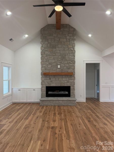 Spacious, unfurnished interior of a new home in , Hickory (Image 19).