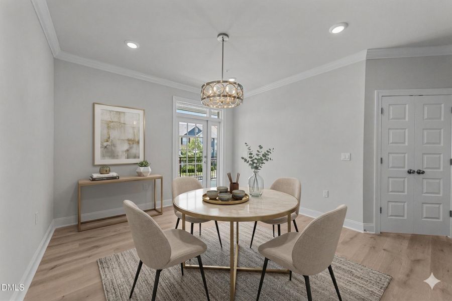 Virtually Staged Informal Dining