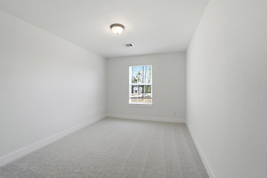 Spacious, unfurnished interior of a new home in Cielo, Conroe (Image 53).