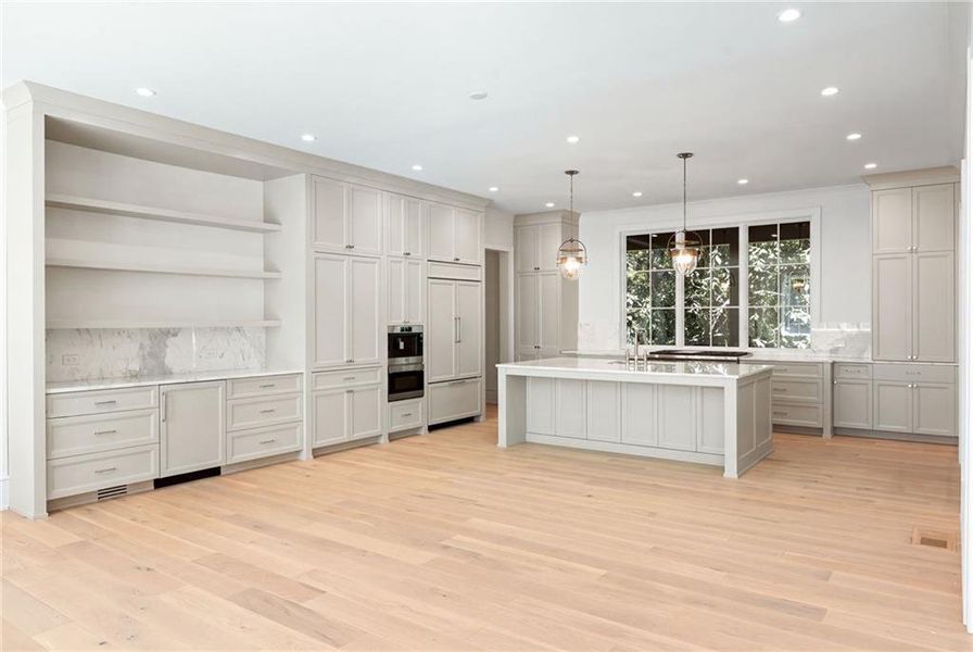 Spacious, unfurnished interior of a new home in , Atlanta (Image 49).