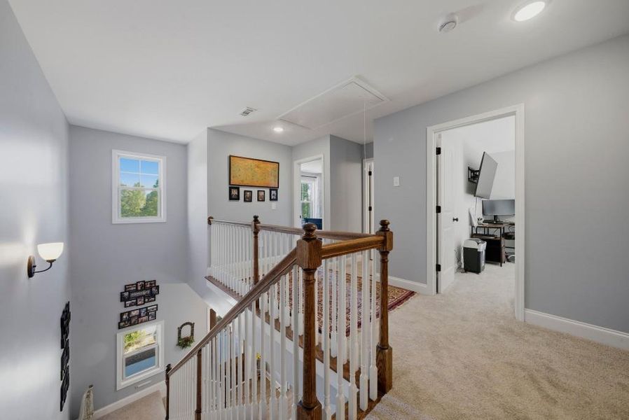 Furnished interior view inside a new home in , Villa Rica (Image 17).