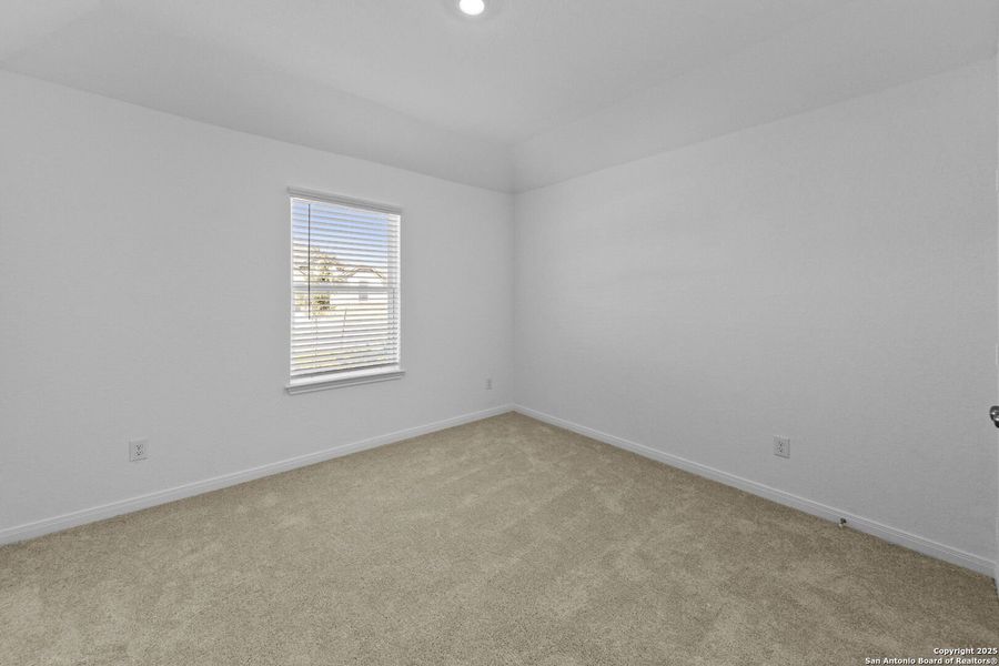 Spacious, unfurnished interior of a new home in Gatehouse: Brookstone II Collection, New Braunfels (Image 22). Spacious, unfurnished interior of a new home in Gatehouse: Brookstone II Collection, New Braunfels (Image 22).