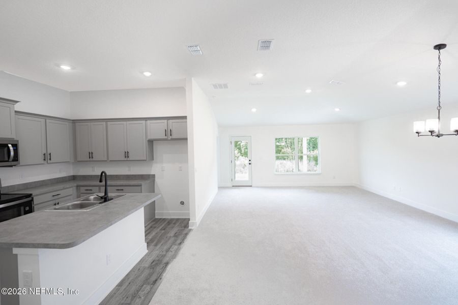Spacious, unfurnished interior of a new home in Summerglen, Jacksonville (Image 8). Spacious, unfurnished interior of a new home in Summerglen, Jacksonville (Image 8).