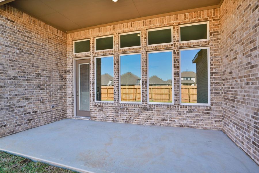 Exterior details and patio area of a home in Katy Lakes, Katy (Image 2). Exterior details and patio area of a home in Katy Lakes, Katy (Image 2).