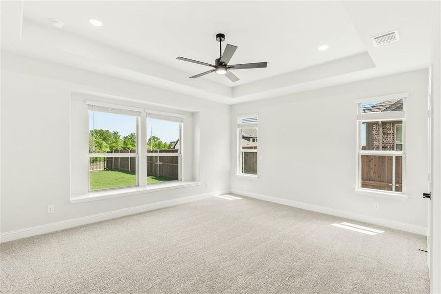Spacious, unfurnished interior of a new home in Liberty, Melissa (Image 38).
