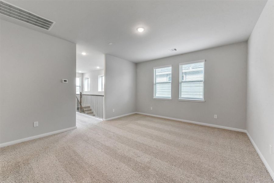 Spacious, unfurnished interior of a new home in , Houston (Image 29).