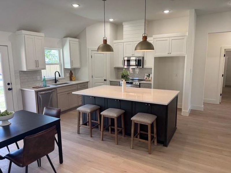 Lovely Kitchen with Island