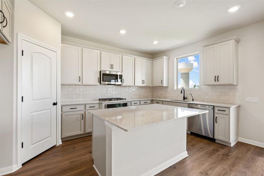 Furnished interior view inside a new home in Patterson Ranch, Georgetown (Image 6).