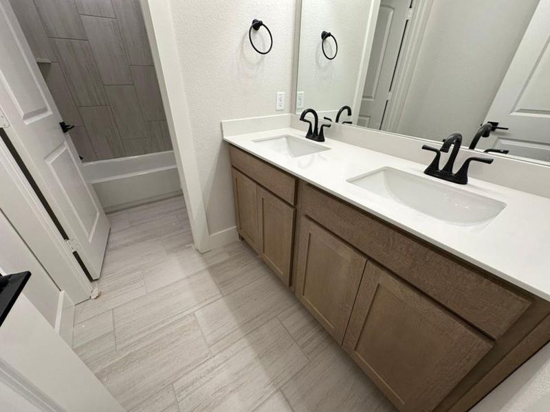 Furnished interior view inside a new home in Fannin Ranch, Leonard (Image 7). Furnished interior view inside a new home in Fannin Ranch, Leonard (Image 7).