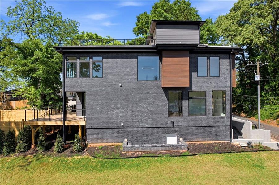 Exterior details and patio area of a home in , Atlanta (Image 24).