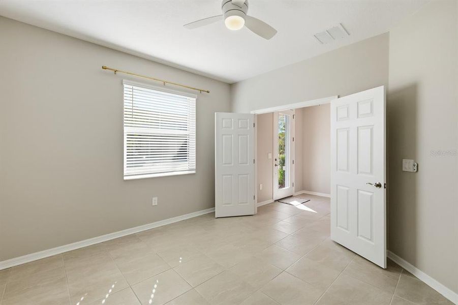 Spacious, unfurnished interior of a new home in Nautique at Waterside, Sarasota (Image 15).