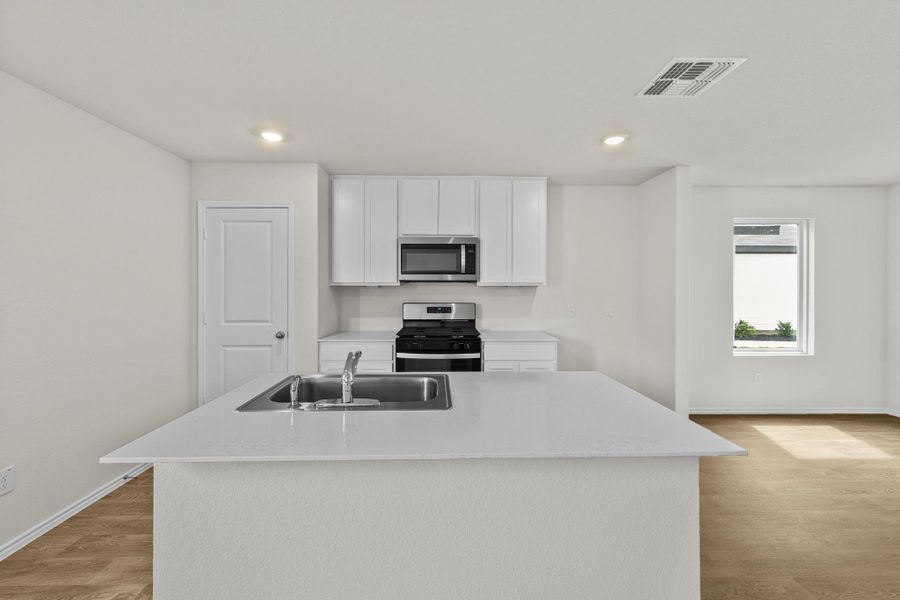 Furnished interior view inside a new home in Sunset Oaks, Maxwell (Image 6).