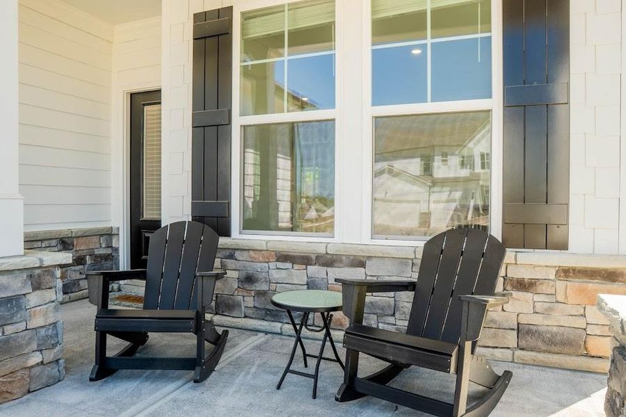 Exterior details and patio area of a home in Park at Ansleigh Farms, Dallas (Image 32).