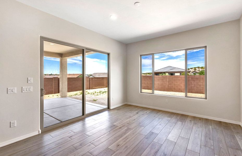 Spacious, unfurnished interior of a new home in Vistoso Canyon Estates, Oro Valley (Image 23). Spacious, unfurnished interior of a new home in Vistoso Canyon Estates, Oro Valley (Image 23).