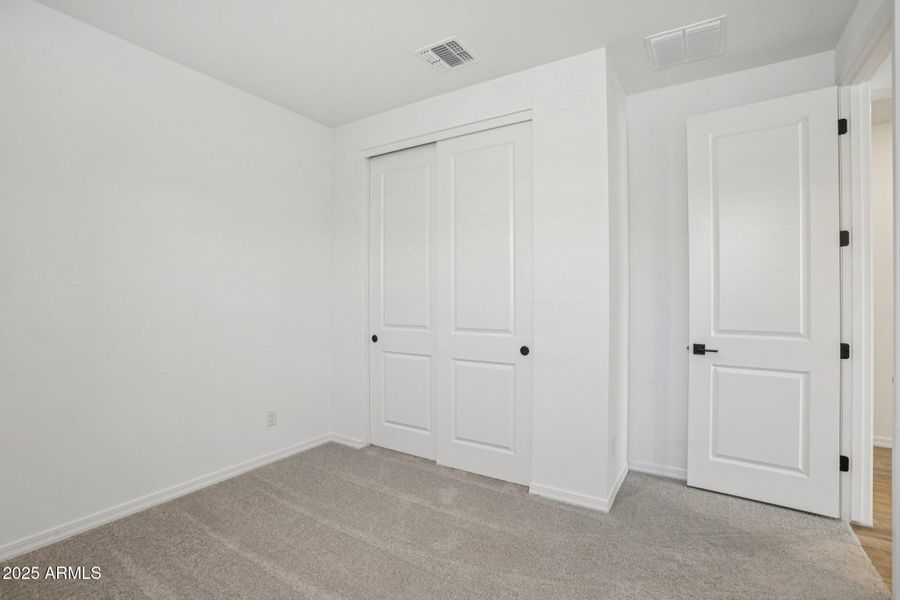 17-web-or-mls-W Hopi Trail-S0111-017