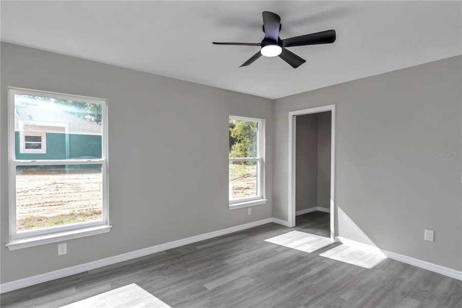 Spacious, unfurnished interior of a new home in , Ocala (Image 18).
