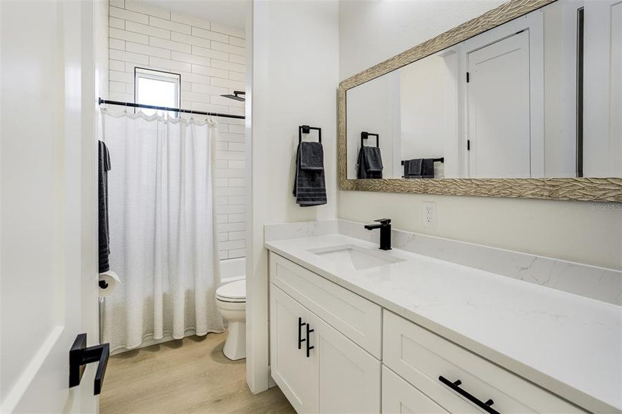 Furnished interior view inside a new home in , Largo (Image 33).