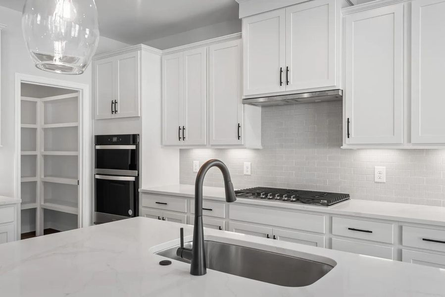 The Wellsley B Kitchen