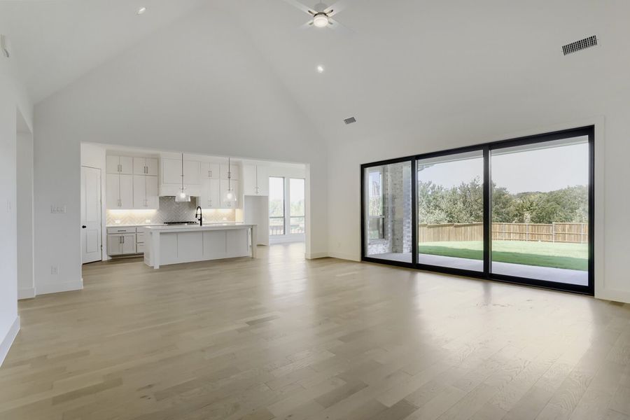 1105 Brookwood - Living Area
