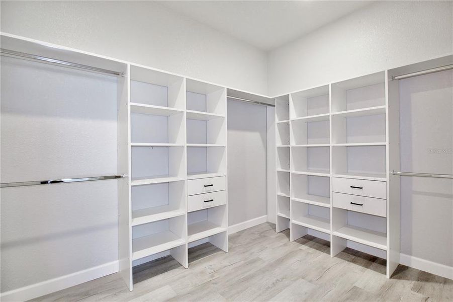 Image 37 of a home in .