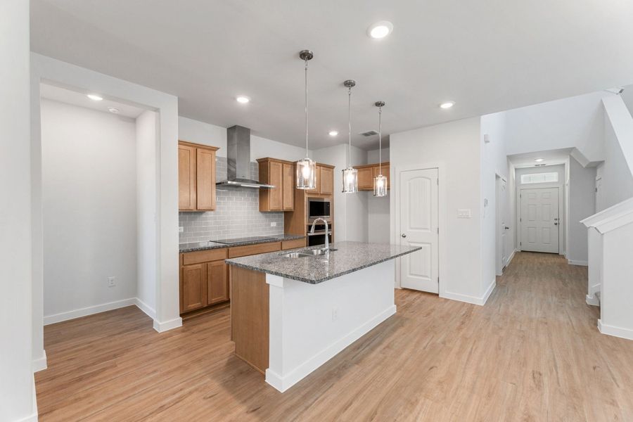 Furnished interior view inside a new home in Highland Ridge, New Braunfels (Image 12).