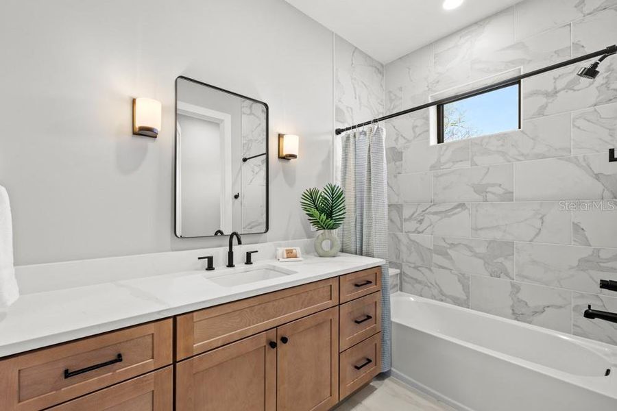 Furnished interior view inside a new home in , Orlando (Image 19).