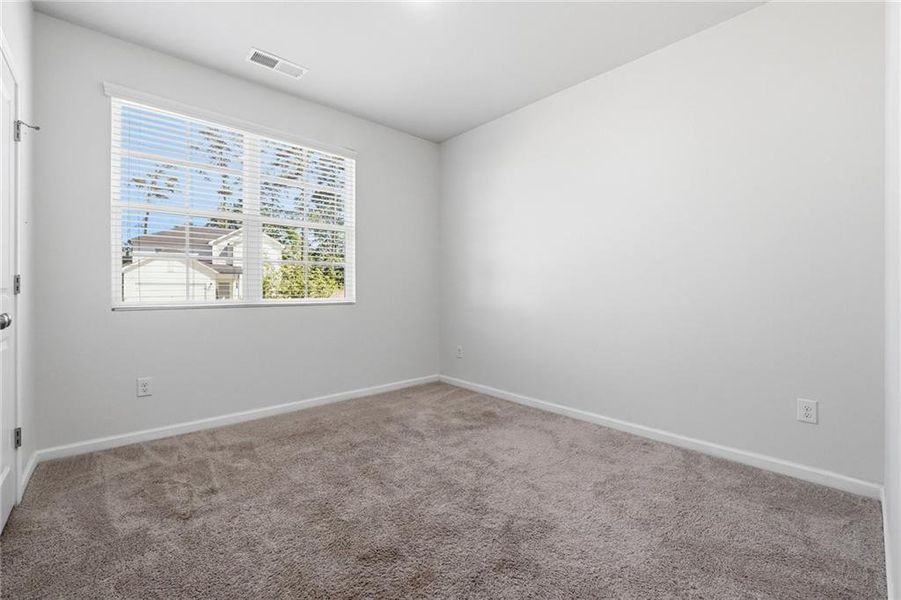 Spacious, unfurnished interior of a new home in Alcovy Trace, Lawrenceville (Image 21).