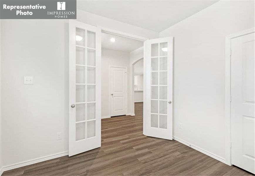 Image 27 of a home in Sanger Circle.