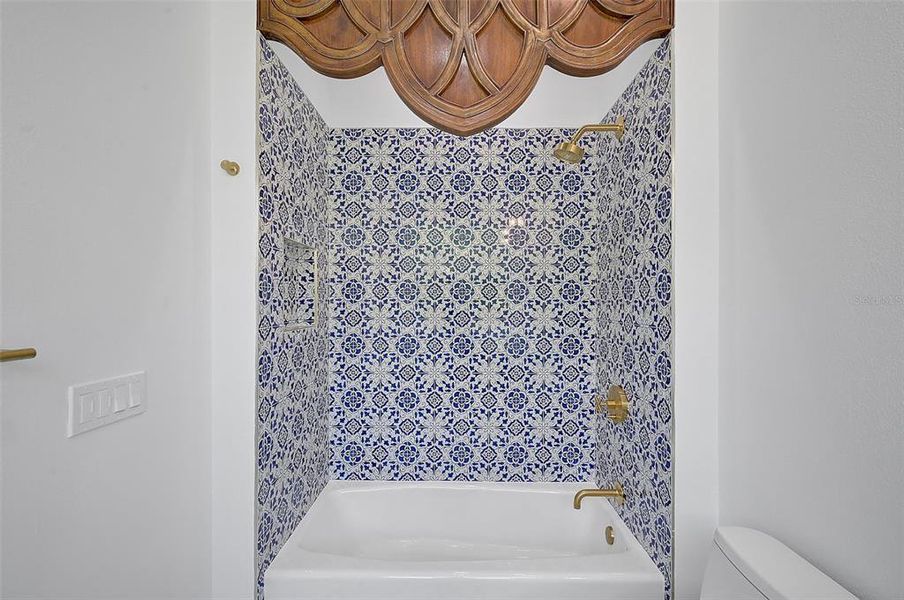 Furnished interior view inside a new home in , Osprey (Image 28).