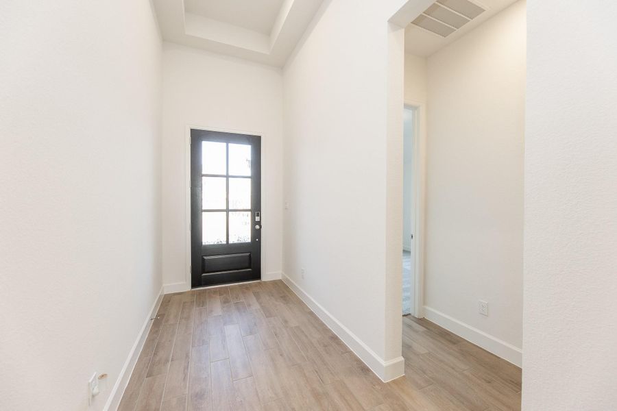 Spacious, unfurnished interior of a new home in Jordan Ranch, Fulshear (Image 35).