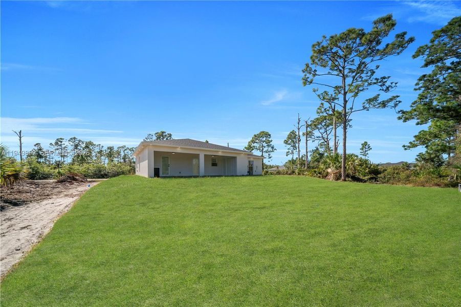 Exterior details and patio area of a home in , Lehigh Acres (Image 17).