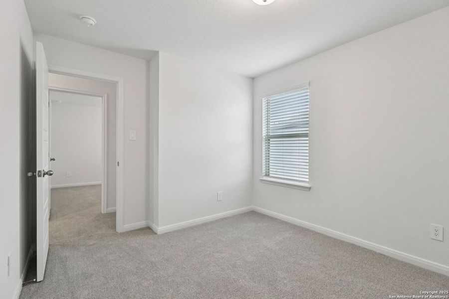Spacious, unfurnished interior of a new home in Royal Crest, San Antonio (Image 21). Spacious, unfurnished interior of a new home in Royal Crest, San Antonio (Image 21).