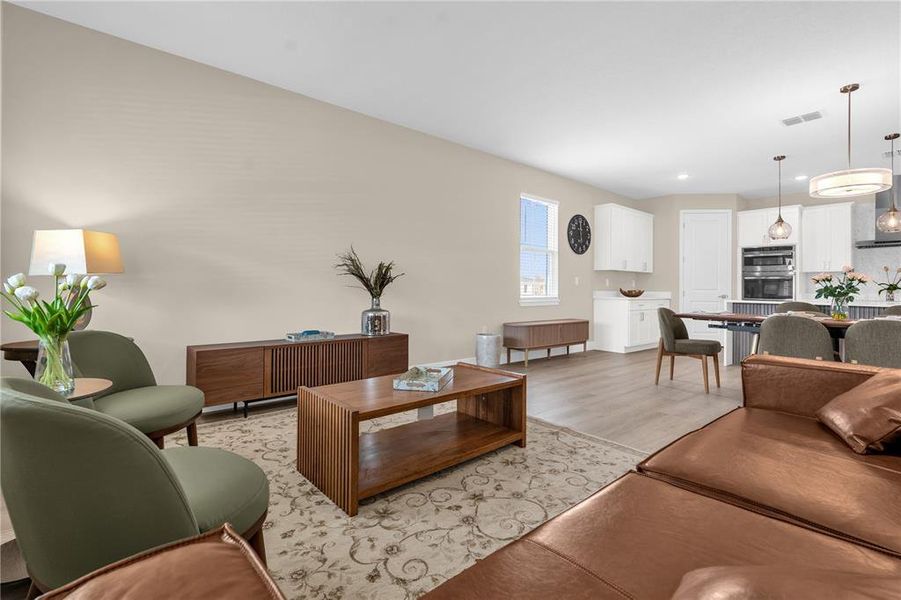 Furnished interior view inside a new home in , Winter Haven (Image 7).