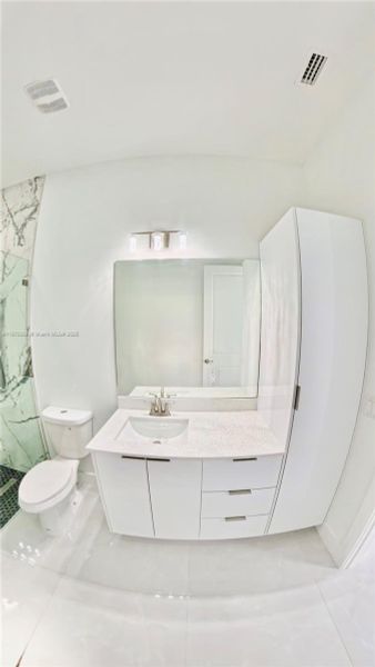 Furnished interior view inside a new home in , Lehigh Acres (Image 9). Furnished interior view inside a new home in , Lehigh Acres (Image 9).