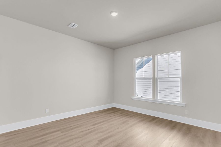 Spacious, unfurnished interior of a new home in Midtown at Nexton, Summerville (Image 24).