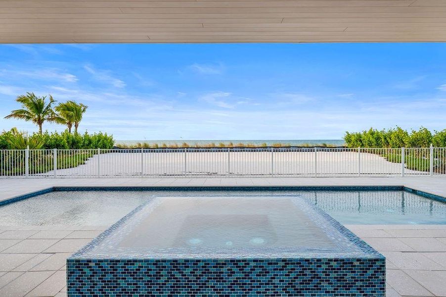 Exterior details and patio area of a home in , Longboat Key (Image 3).