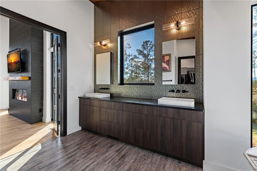 Furnished interior view inside a new home in , Ellijay (Image 11).