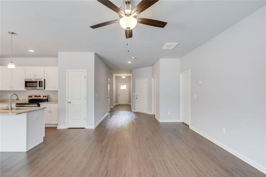 Spacious, unfurnished interior of a new home in , Royston (Image 28).