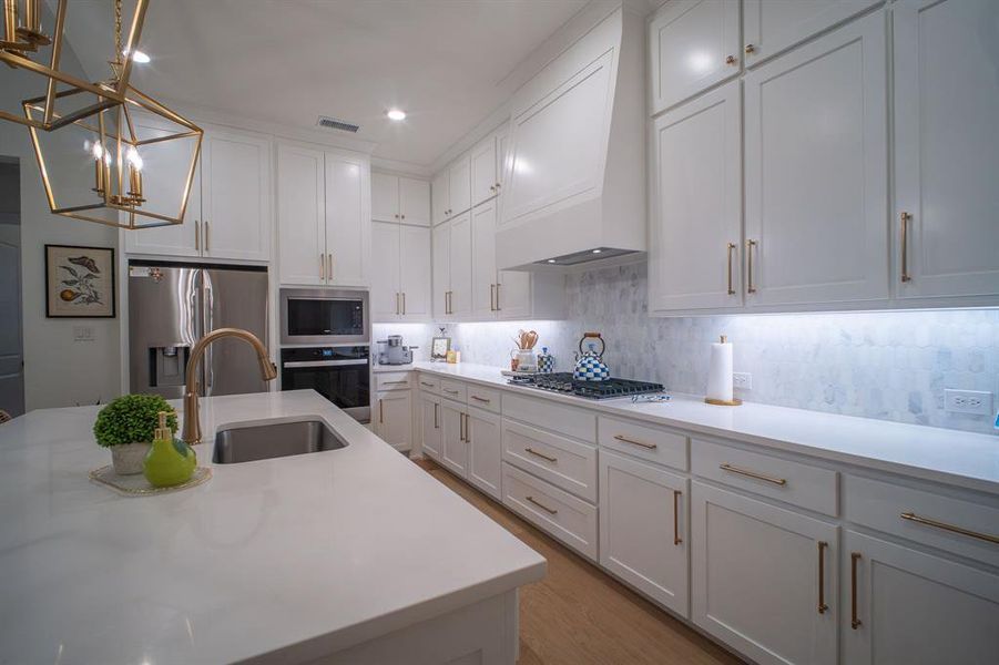 Furnished interior view inside a new home in The Homestead - 62', Rockwall (Image 11). Furnished interior view inside a new home in The Homestead - 62', Rockwall (Image 11).