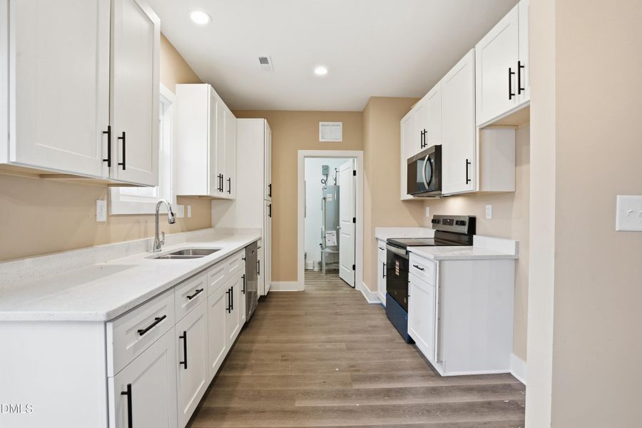 1049 Jada Allen Rd-34