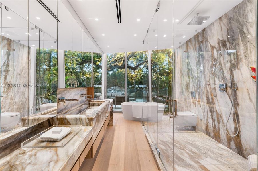 Community amenities in , Miami (Image 49).