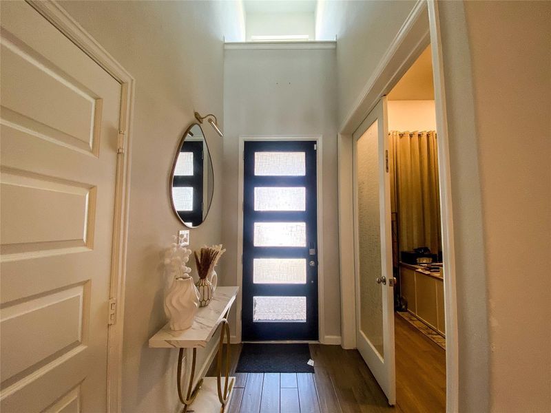 Furnished interior view inside a new home in Stonecreek Estates 50', Richmond (Image 31). Furnished interior view inside a new home in Stonecreek Estates 50', Richmond (Image 31).