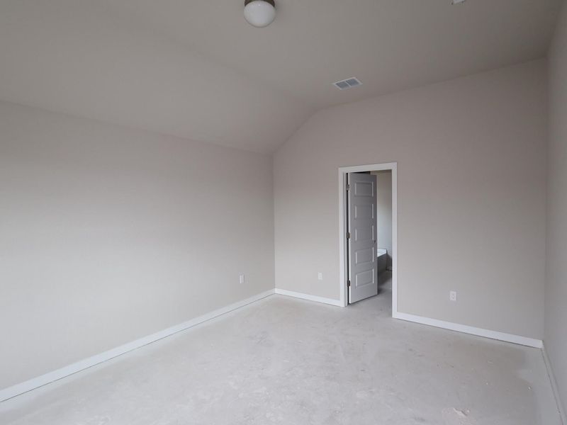 Image 17 of a home in Cascades at Onion Creek.