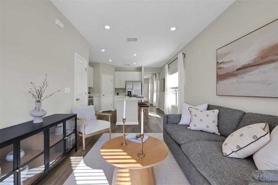 Furnished interior view inside a new home in Cary Landing, Jacksonville (Image 5). Furnished interior view inside a new home in Cary Landing, Jacksonville (Image 5).