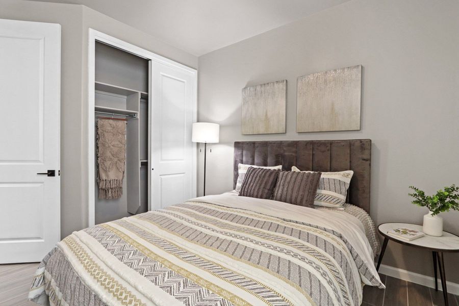 Representative furnished interior of a home built from the Pershing by Hakes Brothers in Paseo Del Este, El Paso (Image 39).