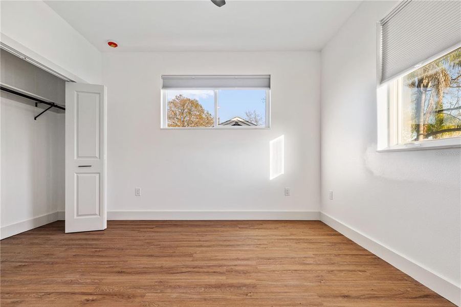 Spacious, unfurnished interior of a new home in , Tampa (Image 62).